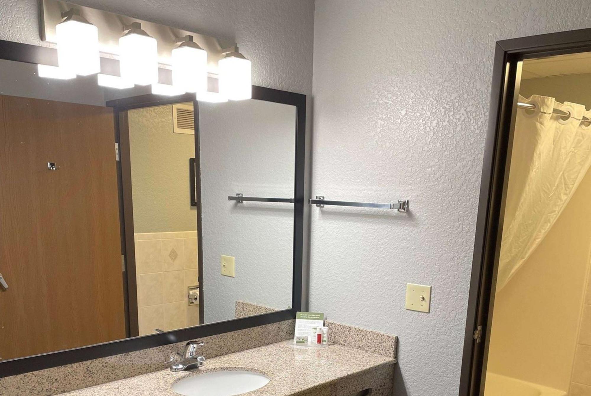 Americinn By Wyndham Ankeny/Des Moines Екстериор снимка